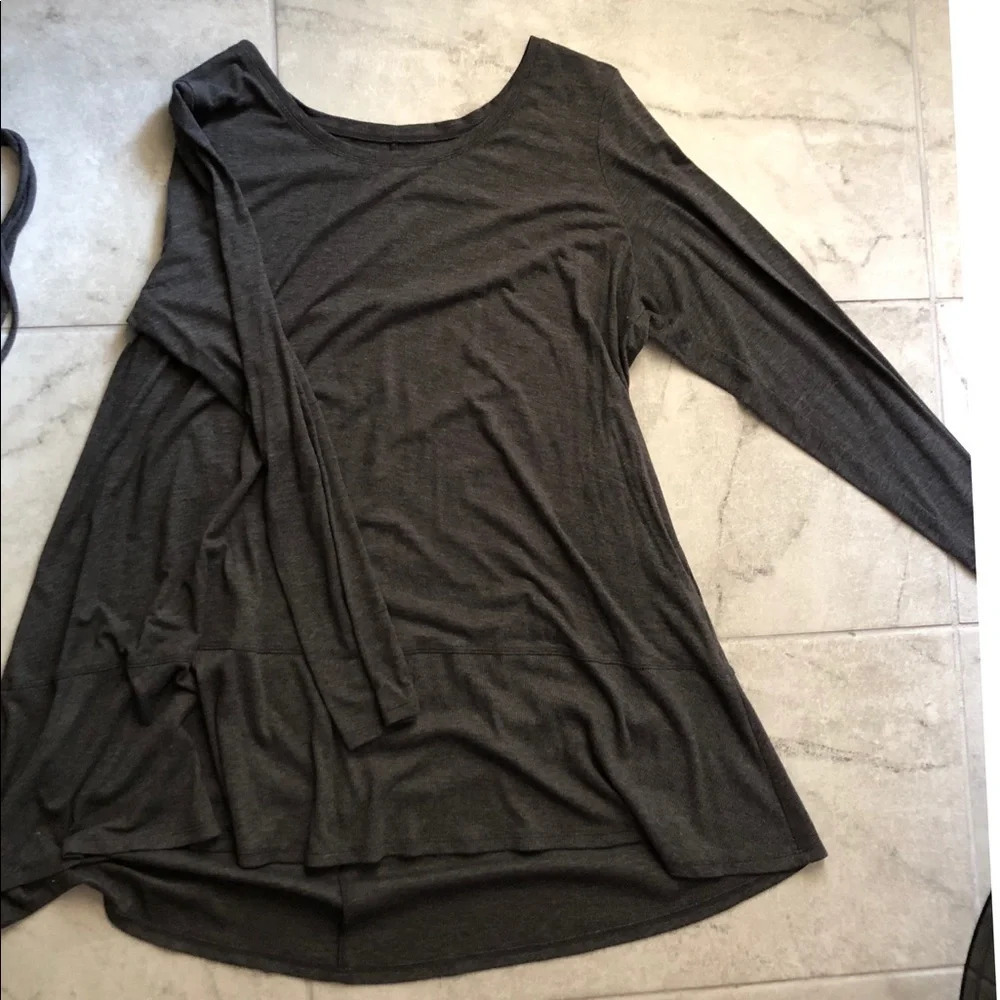Gray Tunic (PLUS MATERNITY)